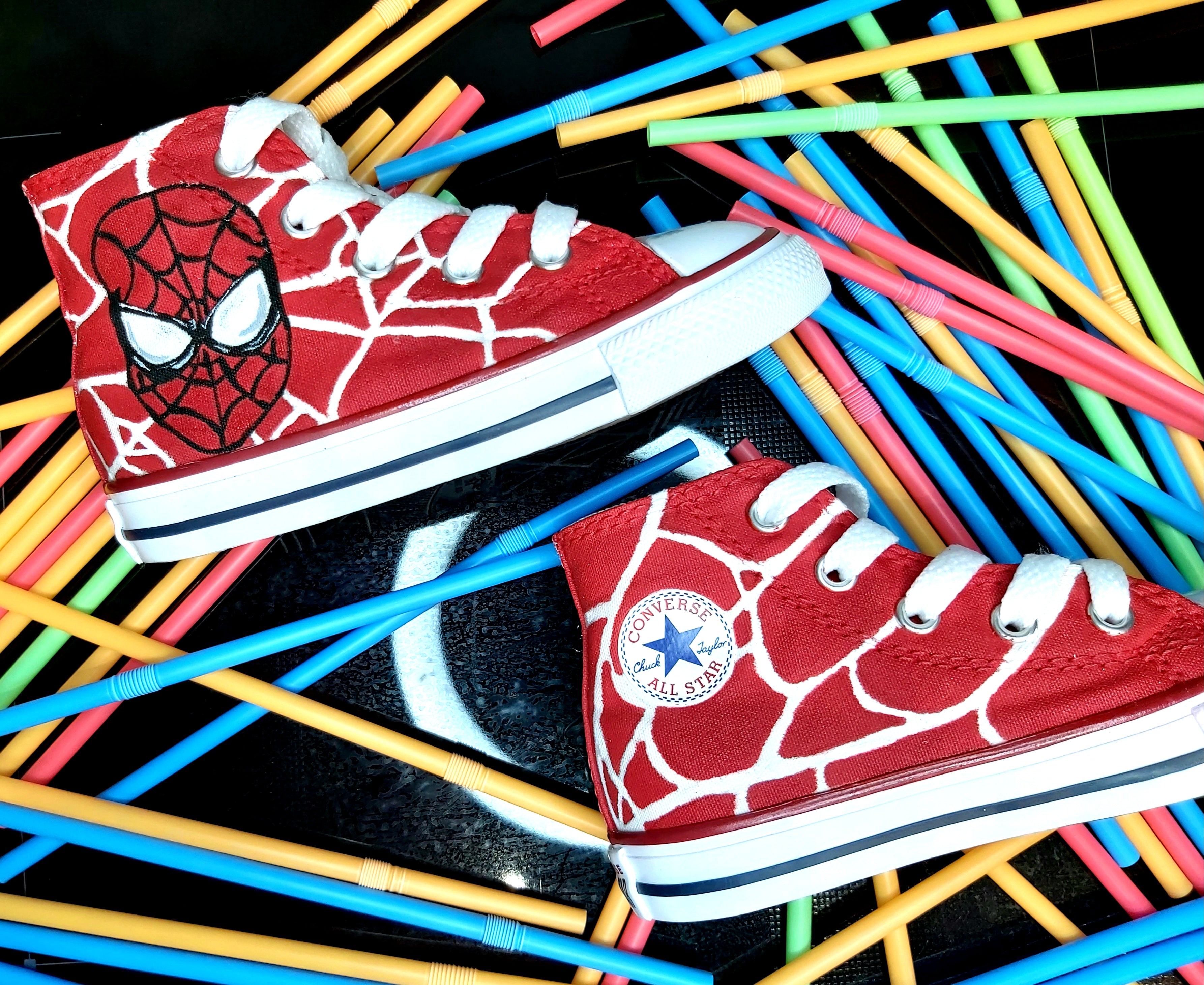 Converse Spiderman