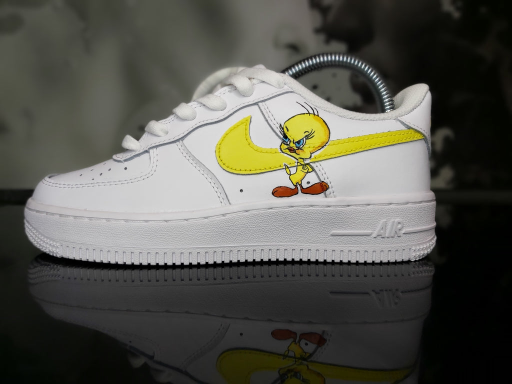 Tweety love